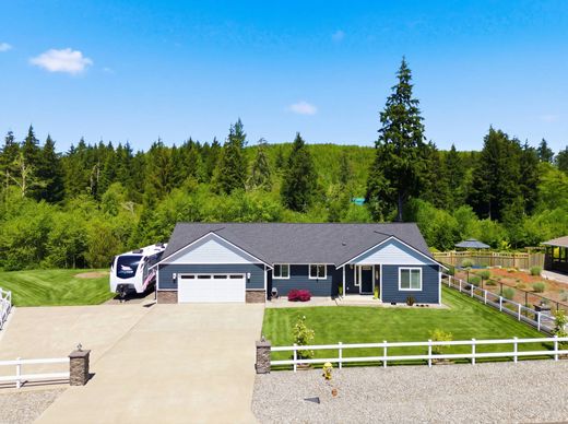 Detached House in Aberdeen, Grays Harbor County