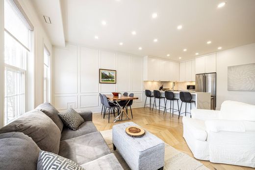 Apartment in Toronto, Ontario
