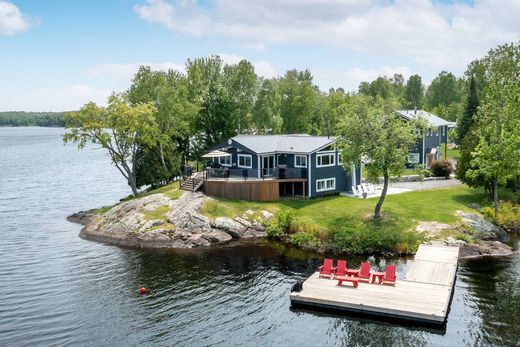 Dom jednorodzinny w Whitestone, Parry Sound District