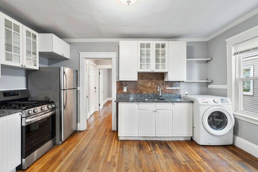 Apartment / Etagenwohnung in Boston, Suffolk County