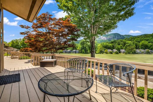 Detached House in Lake Lure, Rutherford County