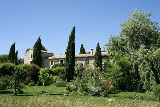 Dom jednorodzinny w Uzès, Gard