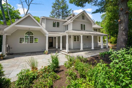 Detached House in White Plains, Westchester County