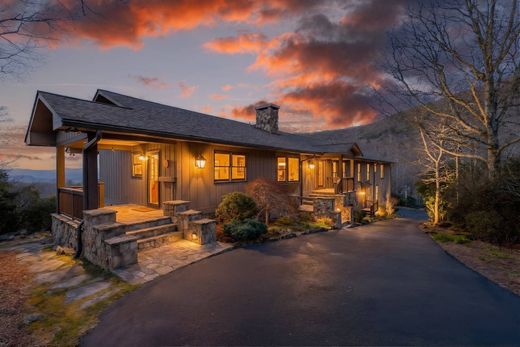 Detached House in Highlands, Macon County
