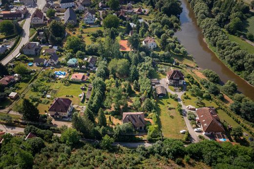 Grond in Nespeky, Okres Benešov