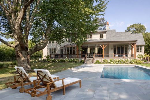 Detached House in Shelter Island, Suffolk County