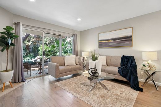 Apartment in San Jose, Santa Clara County
