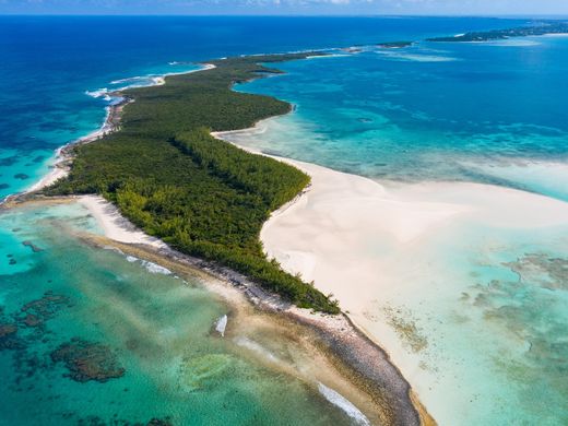 Luxury island for sale in Crown Pigeon Island & Cays North Eleuthera ...