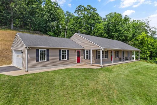 Detached House in Markham, Fauquier County