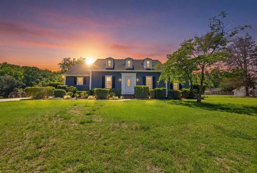 Luxury home in Mauldin, Greenville County