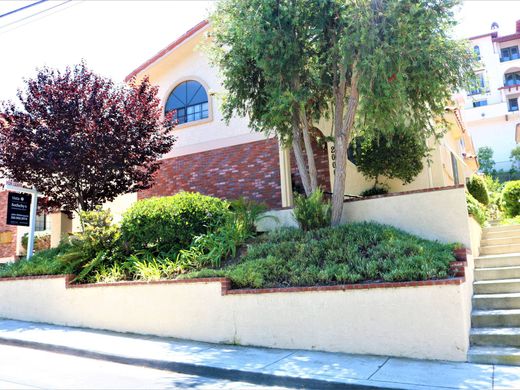 Townhouse in Redondo Beach, Los Angeles County