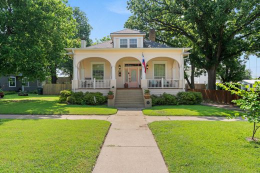 Luxury home in Temple, Bell County