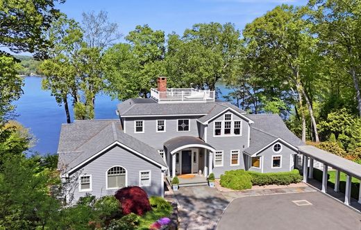 Detached House in Lyme Station, New London County