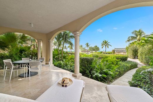 Apartment in Grace Bay