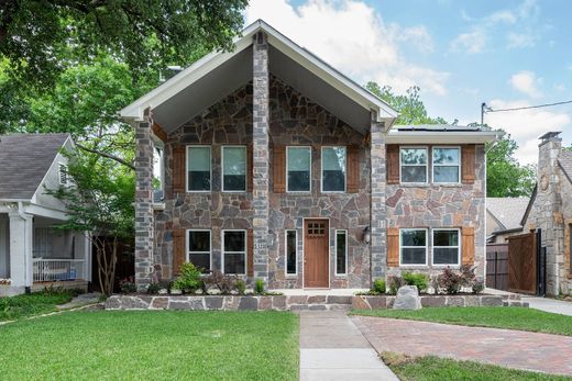 Detached House in Dallas, Dallas County