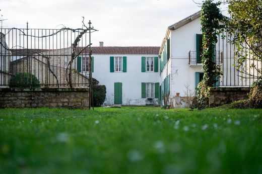 Dom jednorodzinny w Saint-Pierre-d'Oléron, Charente-Maritime
