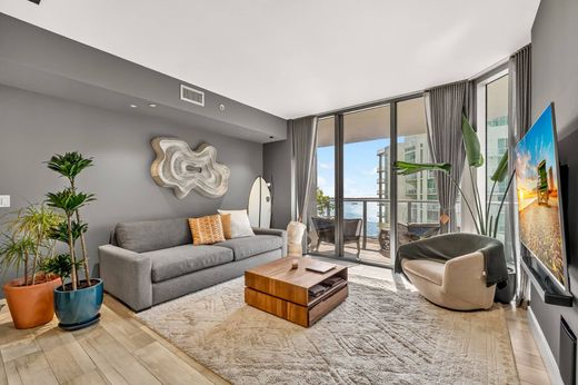 マイアミ, Miami-Dade Countyのアパートメント