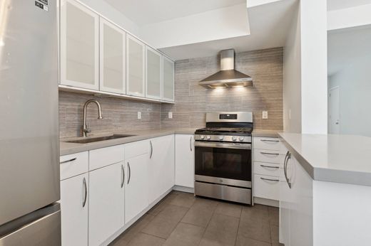 Apartment / Etagenwohnung in Miami Beach, Miami-Dade County