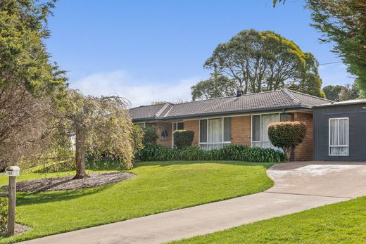 Частный Дом, Robertson, Wingecarribee