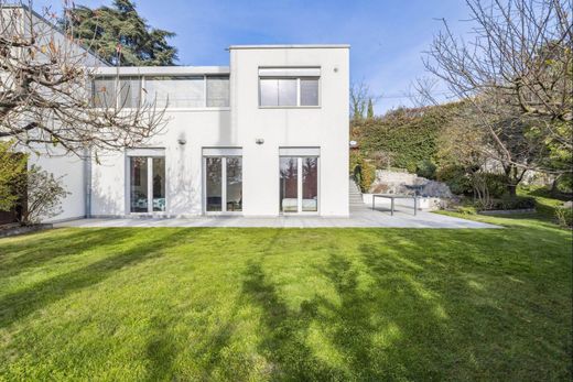 Luxury home in Vernier, Geneva
