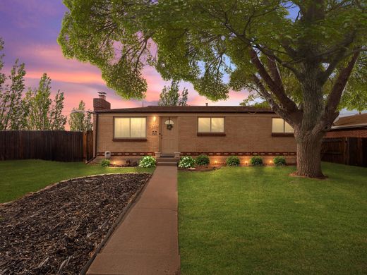 Detached House in Westminster, Adams County