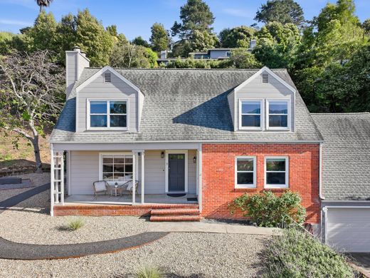 Duplex in Mill Valley, Marin County