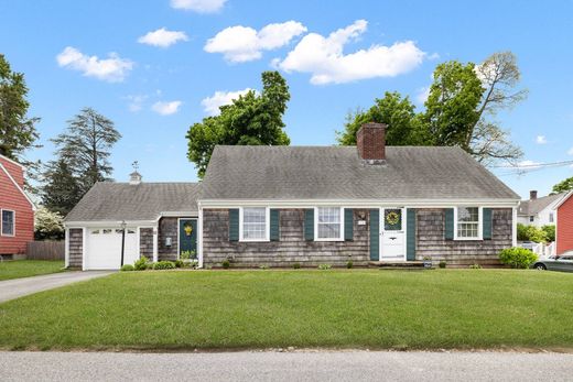 Luxury home in East Providence, Providence County