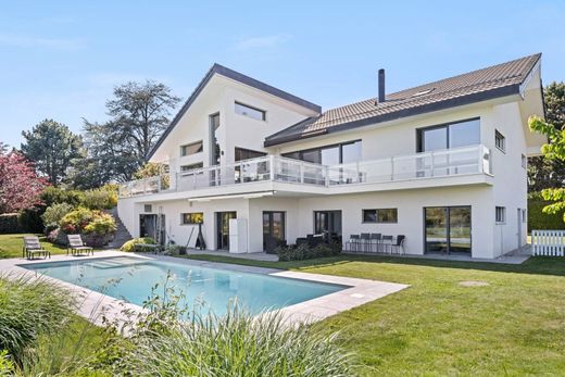 Einfamilienhaus in Founex, Nyon District