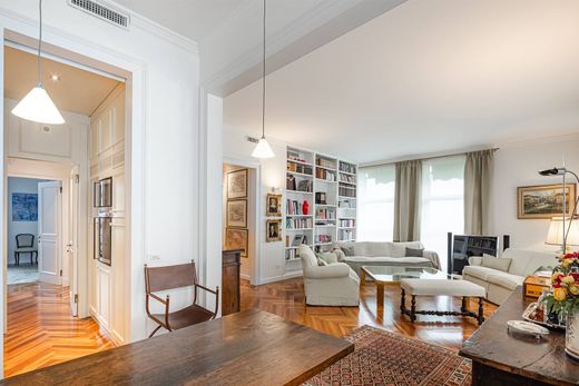 Appartamento a Milano, Lombardia