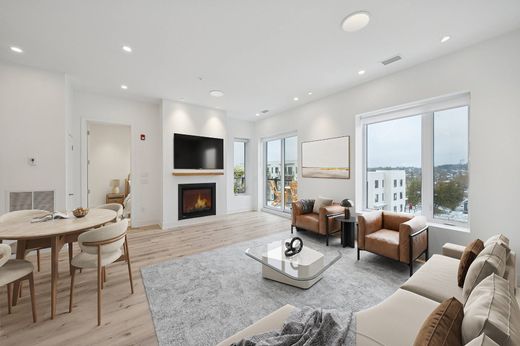 Apartment in Kawartha Lakes, Ontario