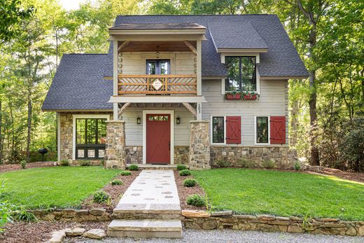 Частный Дом, Hendersonville, Henderson County