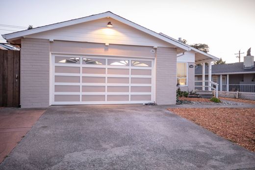 Einfamilienhaus in San Bruno, San Mateo County