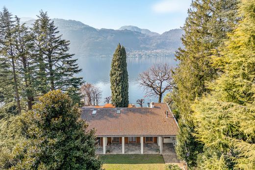 Villa a Lierna, Lecco