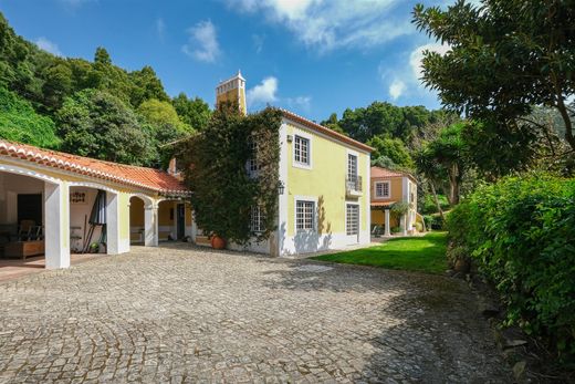 Detached House in Sintra, Lisbon