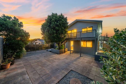 Maison de luxe à Lower Hutt, Lower Hutt City