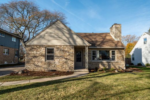 단독 저택 / Fox Point, Milwaukee County