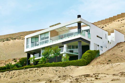 Vrijstaand huis in Lima, Departamento de Lima