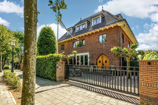 Villa in Wassenaar, Gemeente Wassenaar