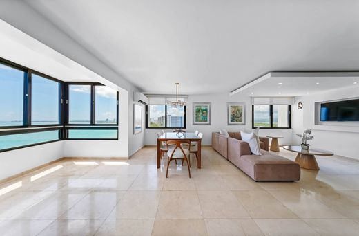 Apartment in Carolina, Carolina Barrio-Pueblo