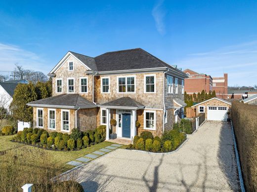 Частный Дом, Southampton, Suffolk County