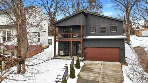 Detached House in Louisville, Jefferson County
