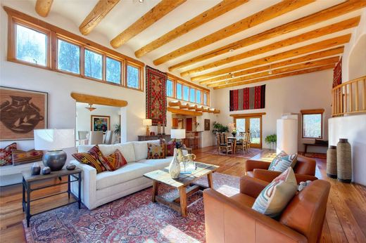 Detached House in Santa Fe, Santa Fe County