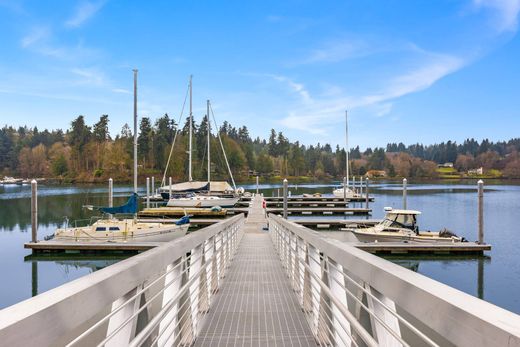 Таунхаус, Bainbridge Island, Kitsap County