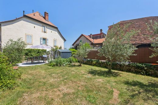 Townhouse in Grandson, Jura-Nord vaudois District