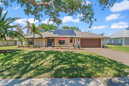 Detached House in Indialantic, Brevard County