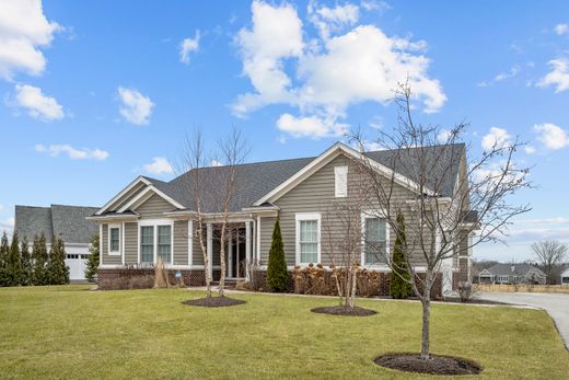 Casa en Lake Forest, Lake County