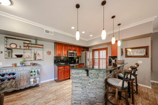 Apartment in Phoenix Mobile Home Park, Maricopa County