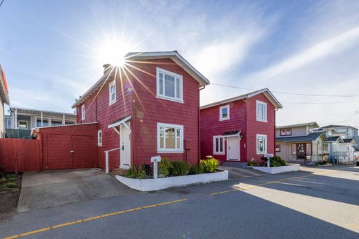 Detached House in Pacific Grove, Monterey County