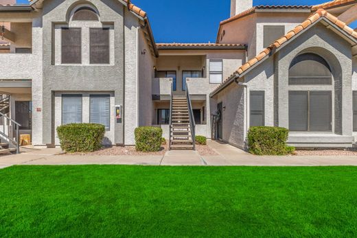 Townhouse in Phoenix Mobile Home Park, Maricopa County