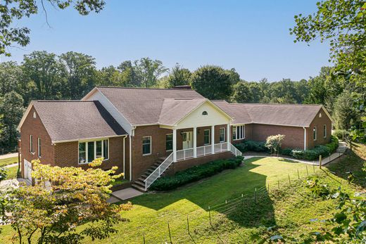 Vrijstaand huis in Asheville, Buncombe County